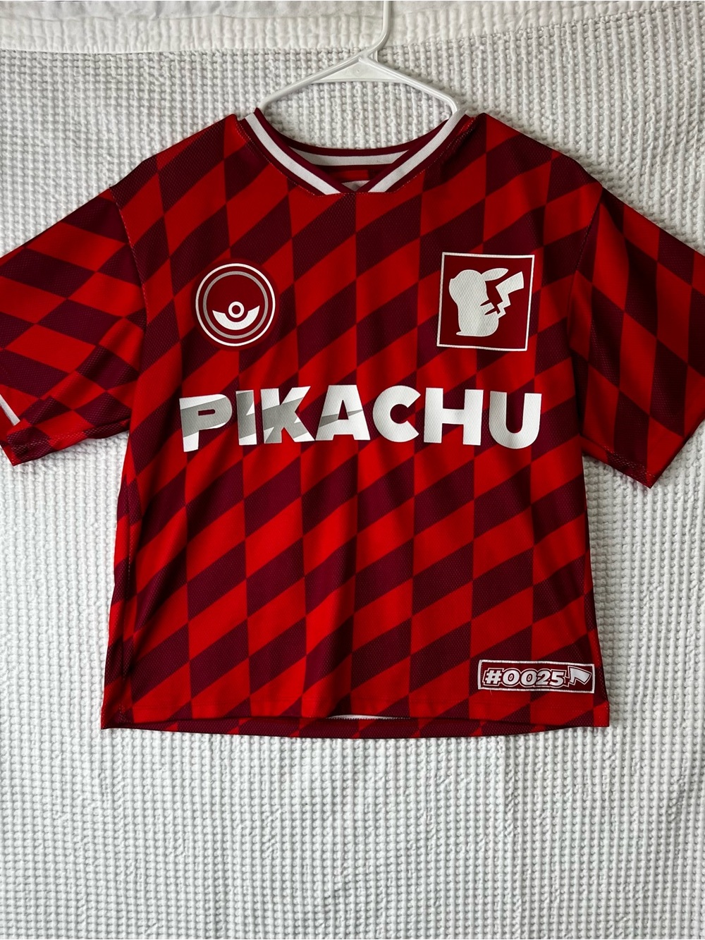 Pokémon Pikachu Kids large red Soccer Jersey #0025 Checker Graphic Shirt